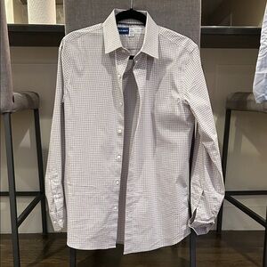 Old Navy Men's Casual Checkered Shirt - White and Gray